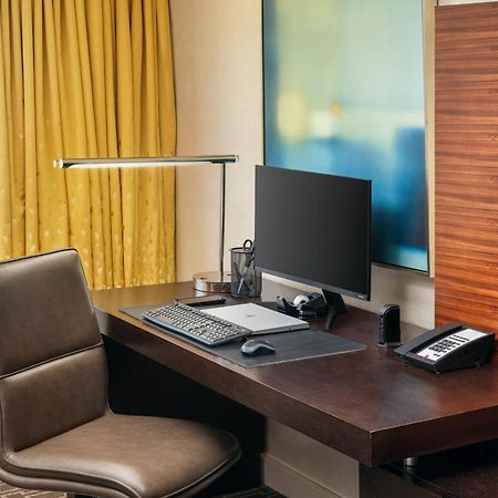 Hilton Short Hills Hotel Екстериор снимка