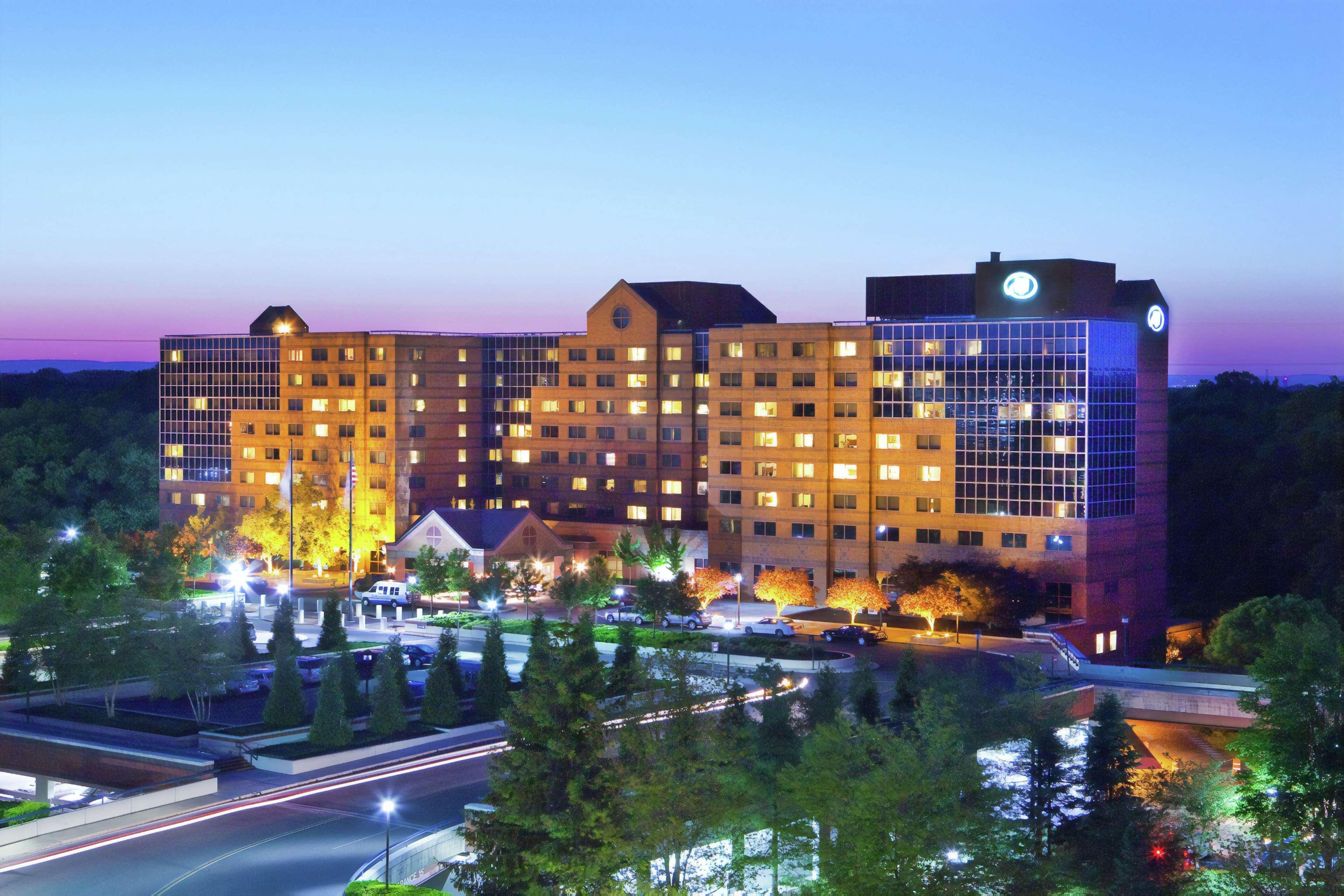 Hilton Short Hills Hotel Екстериор снимка